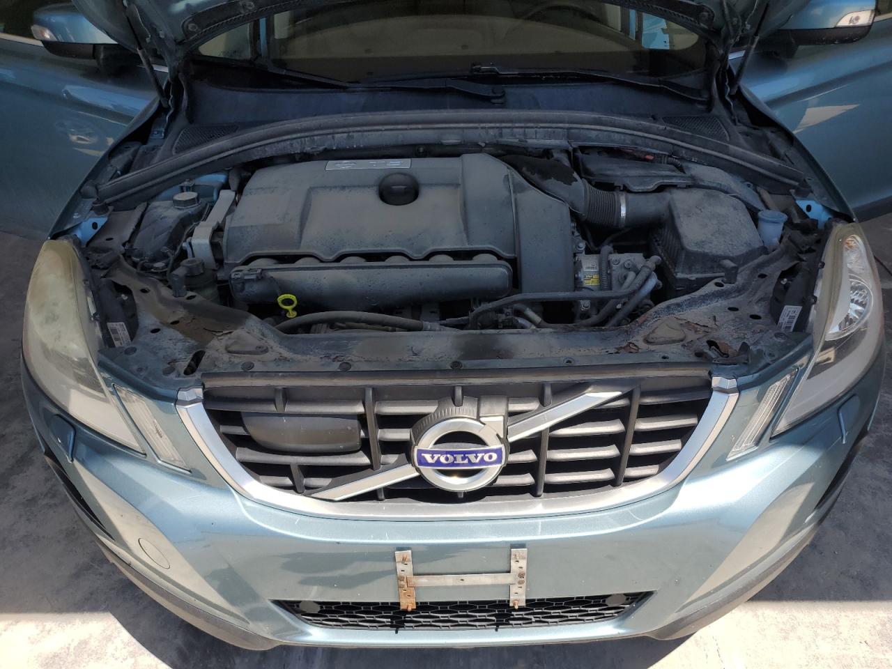 2010 Volvo Xc60 T6 VIN: YV4992DZ2A2033134 Lot: 61141465