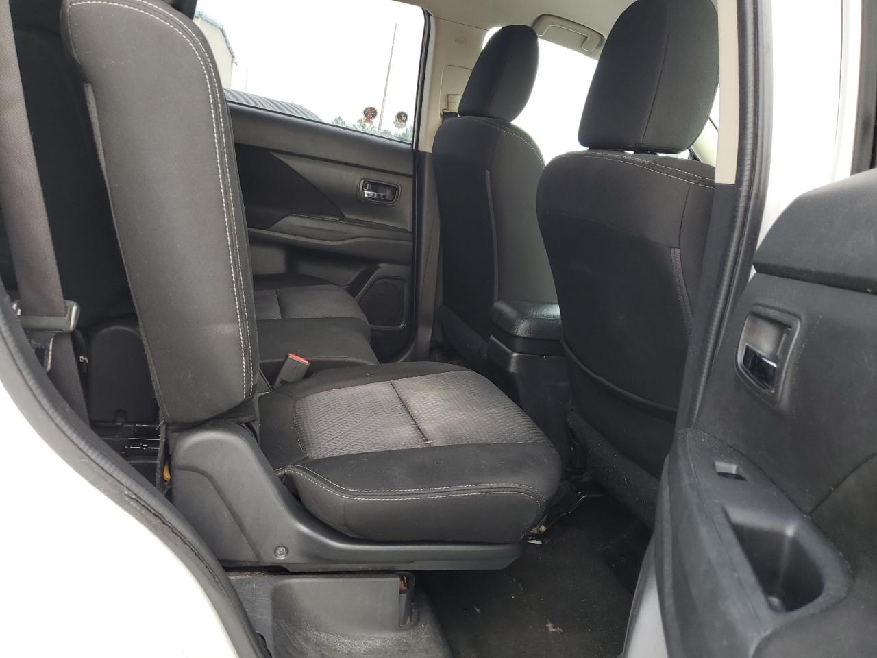 2018 Mitsubishi Outlander Se VIN: JA4AD3A38JZ007451 Lot: 65381155