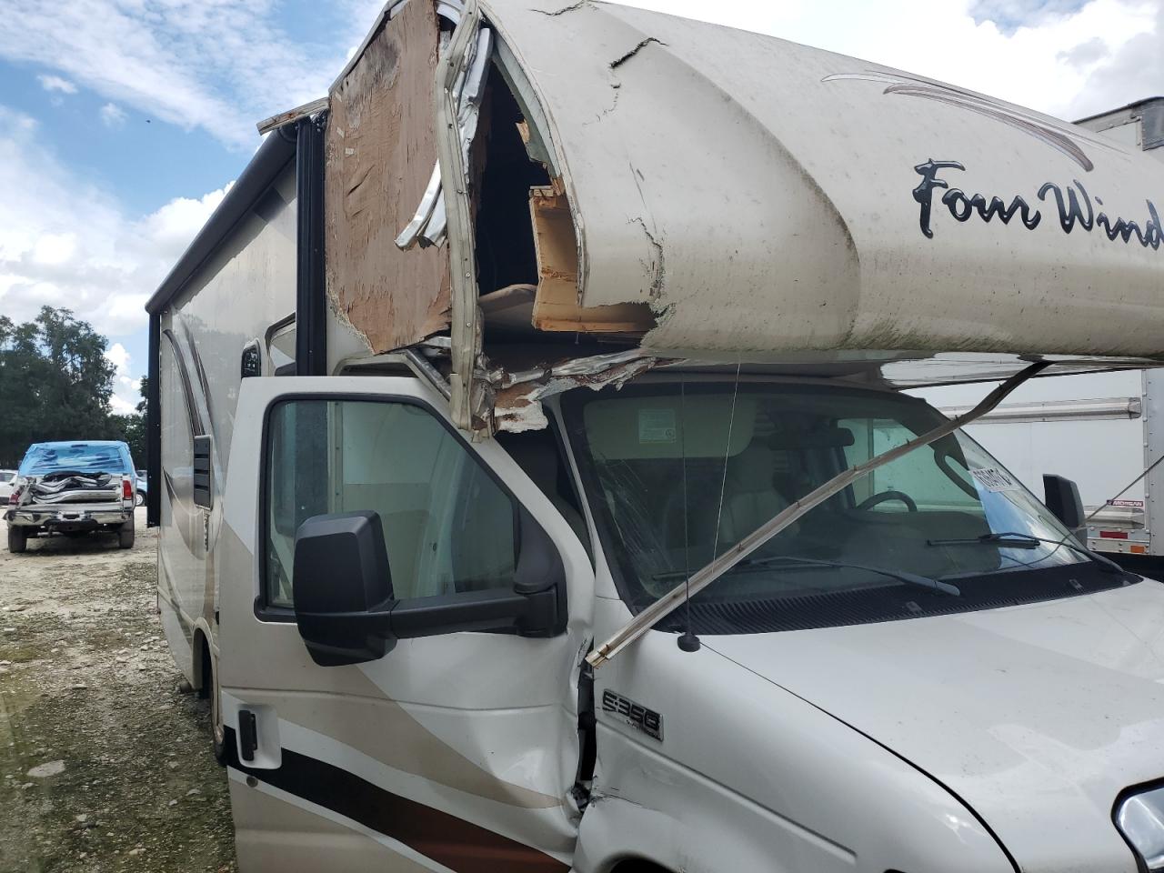 2017 Ford Econoline E350 Super Duty Cutaway Van VIN: 1FDWE3FS7HDC39454 Lot: 63640715