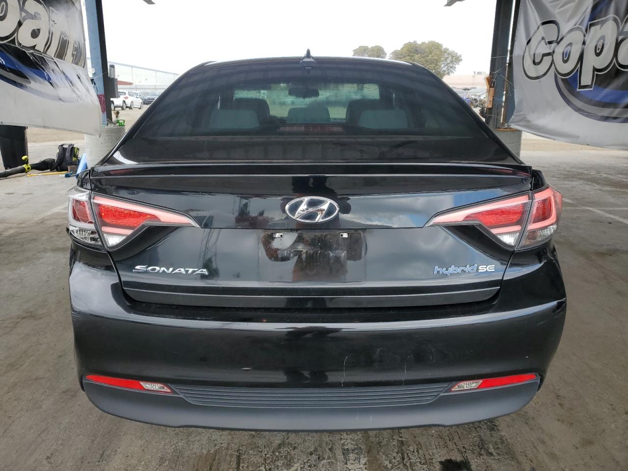2017 Hyundai Sonata Hybrid VIN: KMHE24L38HA075530 Lot: 65963395
