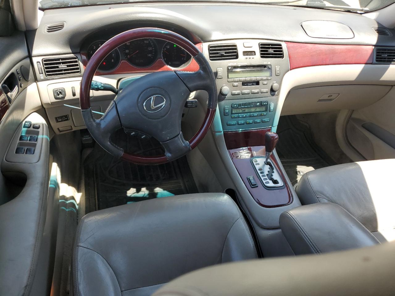 2004 Lexus Es 330 VIN: JTHBA30G845008911 Lot: 64307005