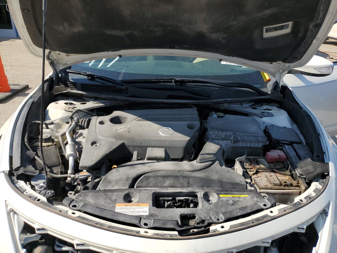 2015 Nissan Altima 2.5 VIN: 1N4AL3AP3FC255683 Lot: 61987235