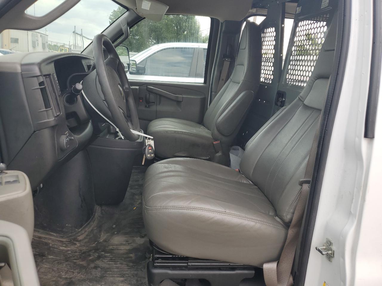 2024 Chev G25 Express VIN: 1GCWGAF7XR1155050 Lot: 64496275