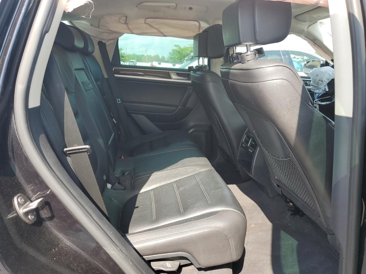 2016 Volkswagen Touareg Sport VIN: WVGEF9BP6GD003485 Lot: 66817995