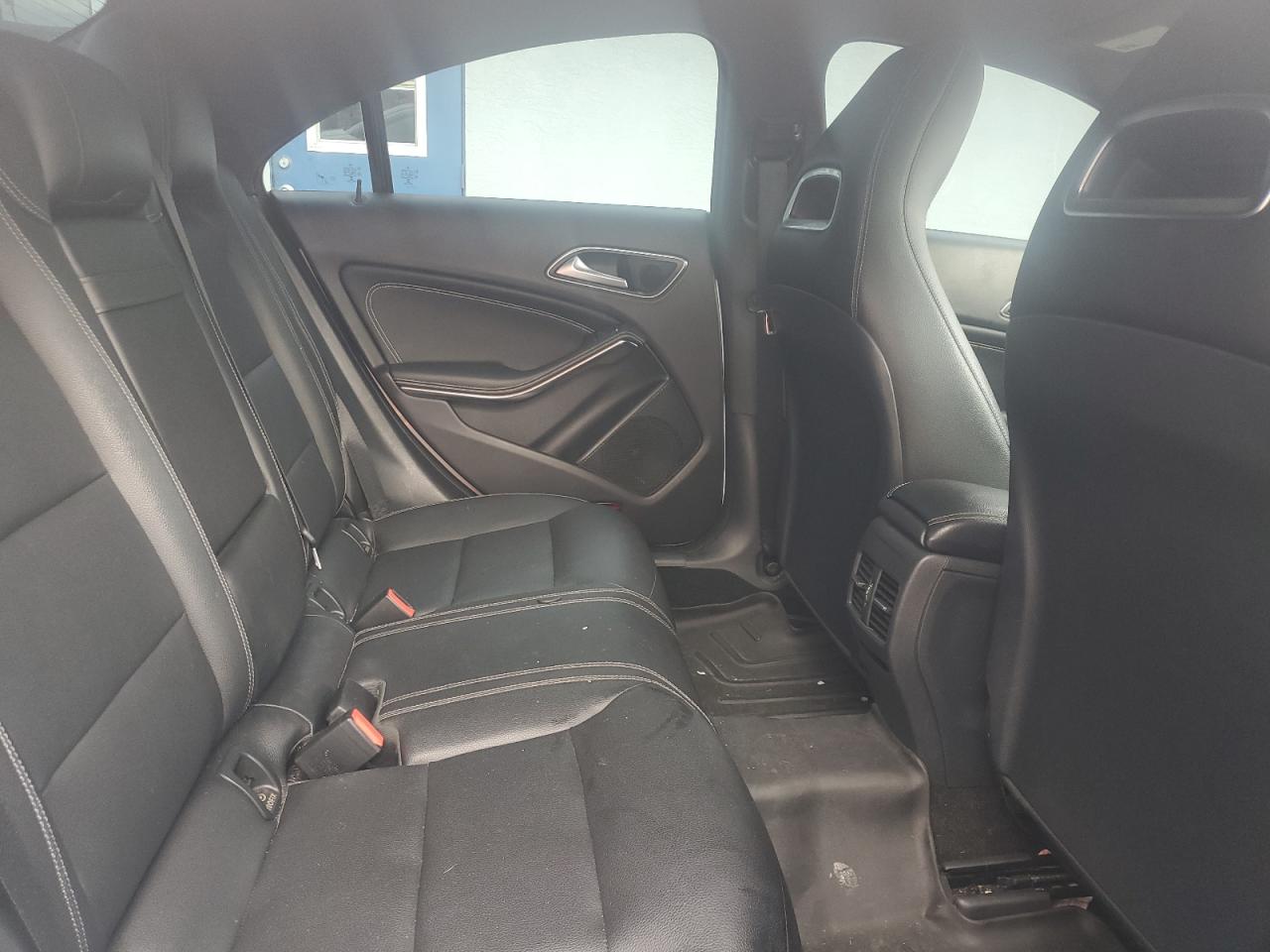 wddsj4gb7jn647574 WDDSJ4GB7JN647574 2018 Mercedes-Benz Cla 250 4Matic