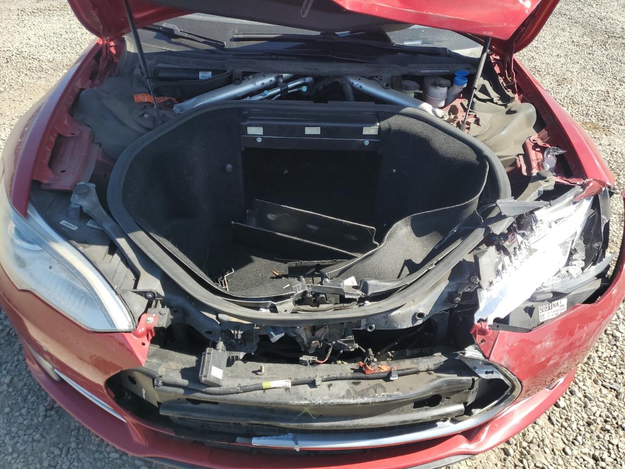 2014 Tesla Model S VIN: 5YJSA1S13EFP47926 Lot: 63469815