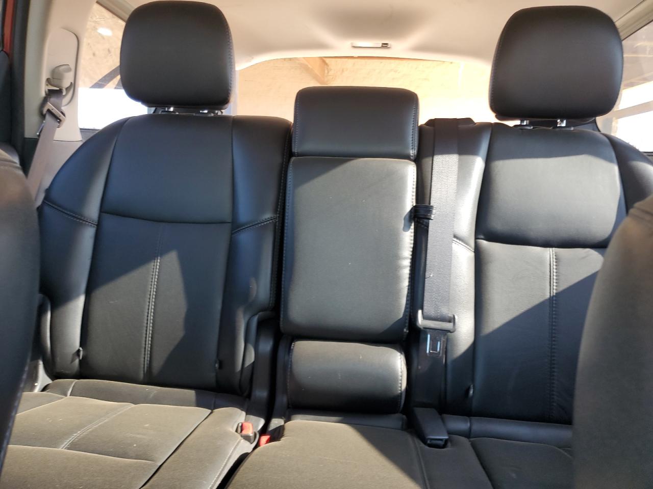 5n1dr2mn8hc625518 5N1DR2MN8HC625518 2017 Nissan Pathfinder S