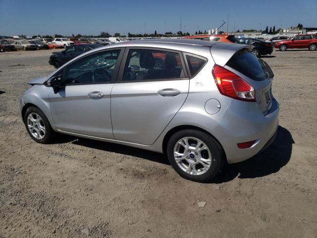  FORD FIESTA 2016 Srebrny