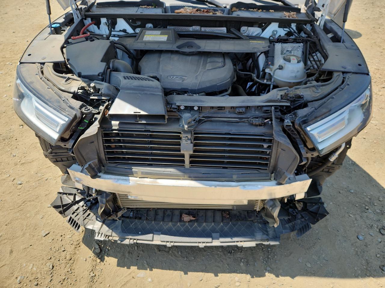 wa1anafy3j2105611 WA1ANAFY3J2105611 2018 Audi Q5 Premium