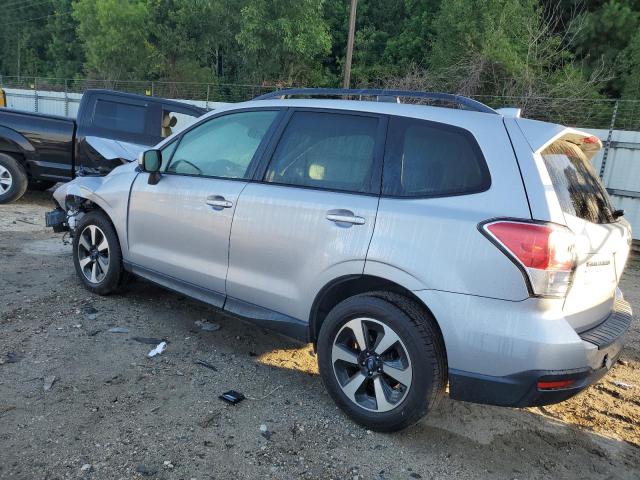  SUBARU FORESTER 2017 Silver