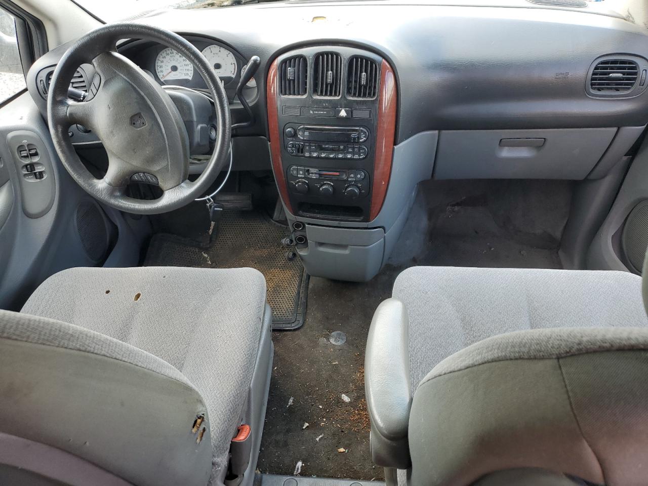 2005 Chrysler Town & Country Lx VIN: 2C4GP44R15R509845 Lot: 63314855