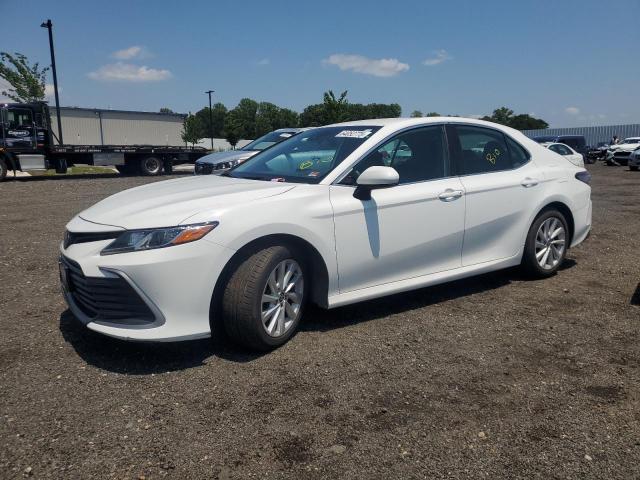 TOYOTA CAMRY 2022 Белы