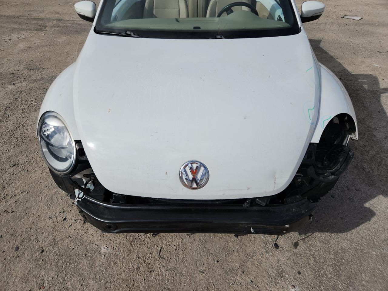 2015 Volkswagen Beetle 1.8T VIN: 3VW507AT2FM801782 Lot: 65025515