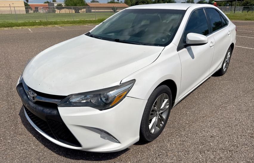 Sedans TOYOTA CAMRY 2016 White