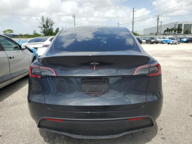  TESLA MODEL Y 2024 Gray