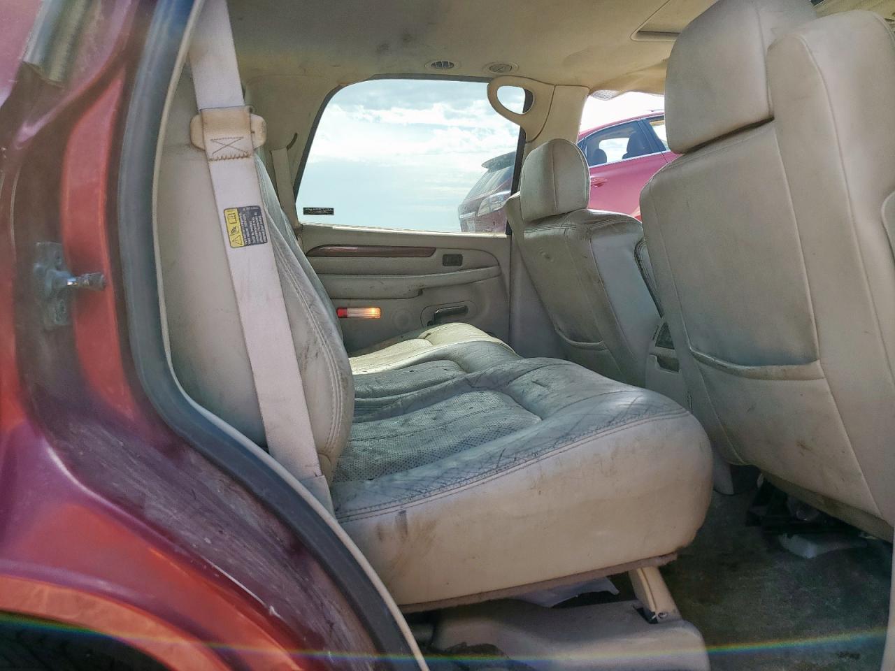2002 Cadillac Escalade Luxury VIN: 1GYEK63N32R153989 Lot: 64122775