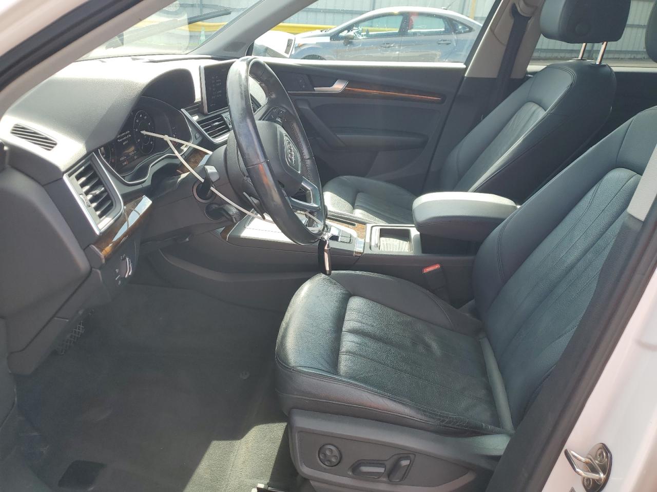 wa1bnafyxj2059098 WA1BNAFYXJ2059098 2018 Audi Q5 Premium Plus