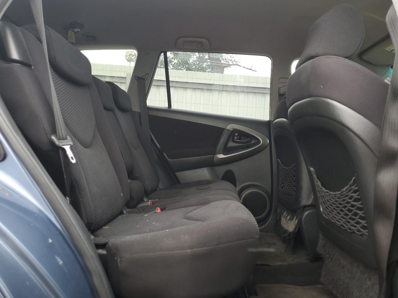 2007 Toyota Rav4 Sport VIN: JTMBK32V675024796 Lot: 64470105