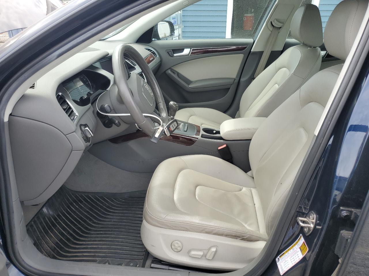 2010 Audi A4 Premium VIN: WAUDFAFL4AN029042 Lot: 65137865