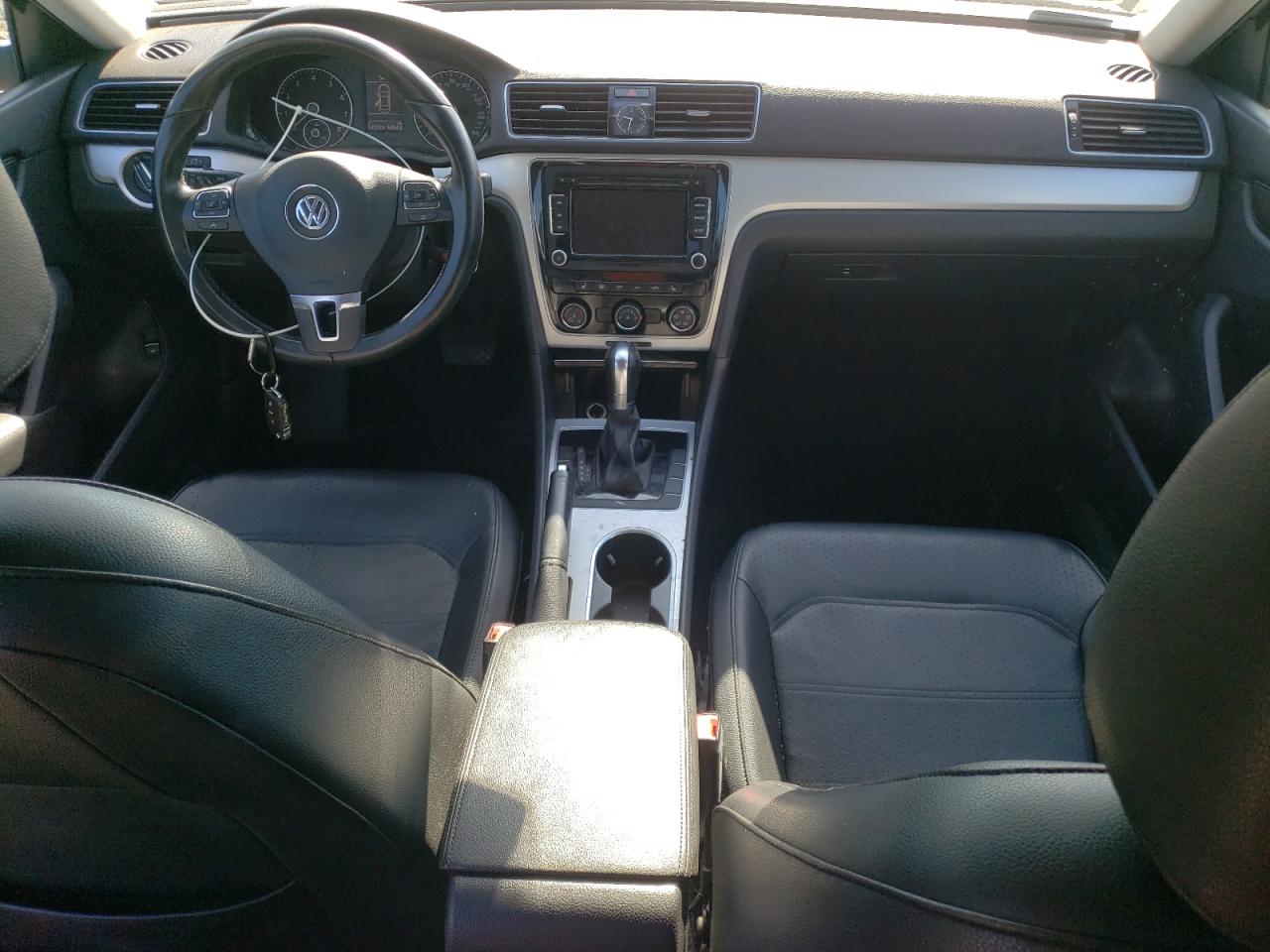 2013 Volkswagen Passat Se VIN: 1VWBP7A30DC059122 Lot: 63681345