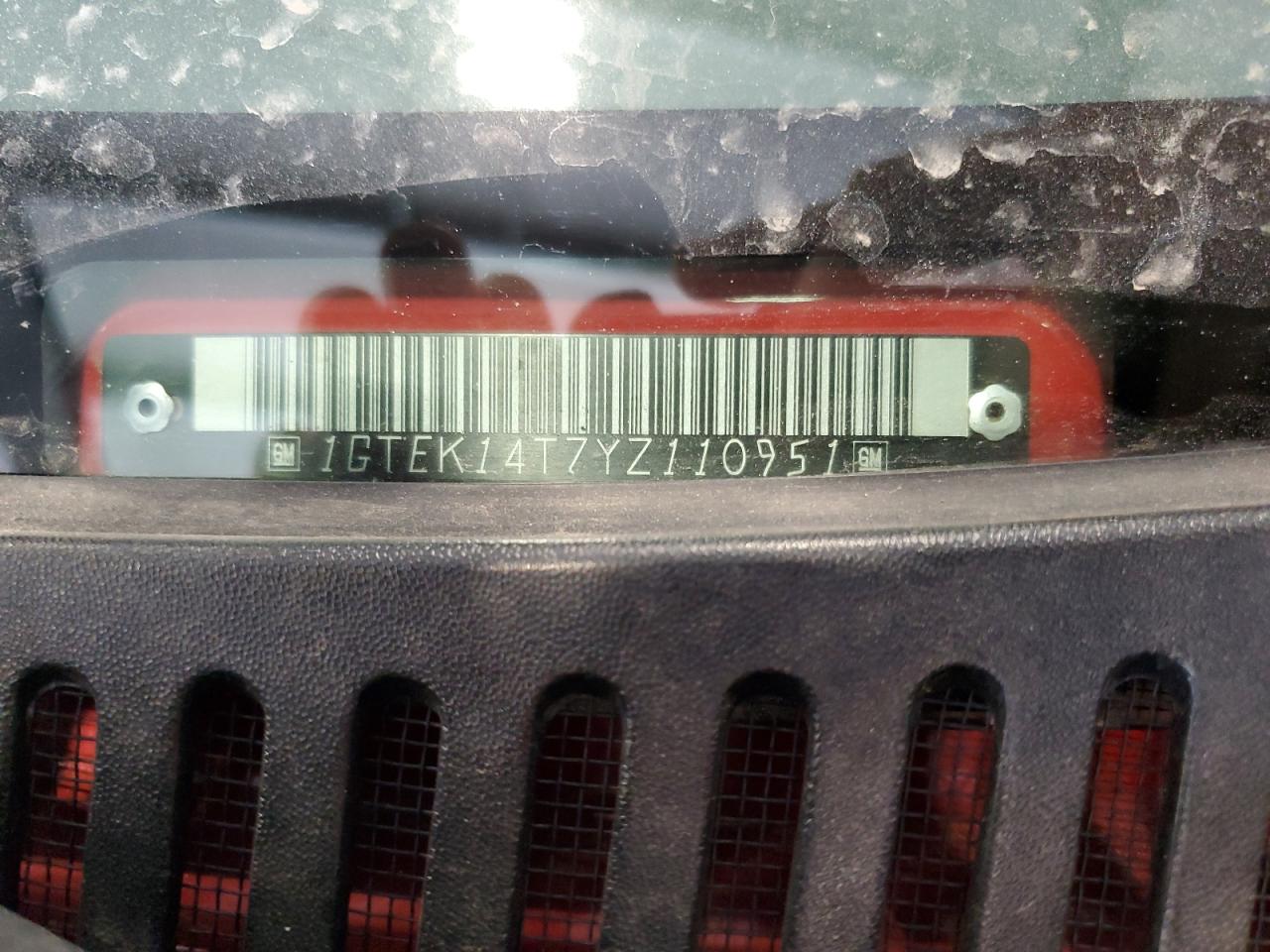 2000 GMC New Sierra K1500 VIN: 1GTEK14T7YZ110951 Lot: 65396485