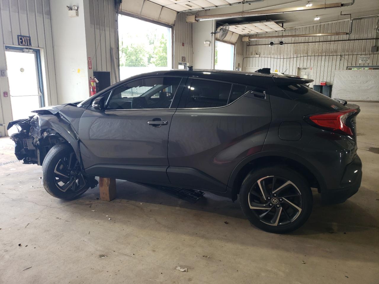 2022 Toyota C-Hr Xle VIN: NMTKHMBXXNR144564 Lot: 64500795