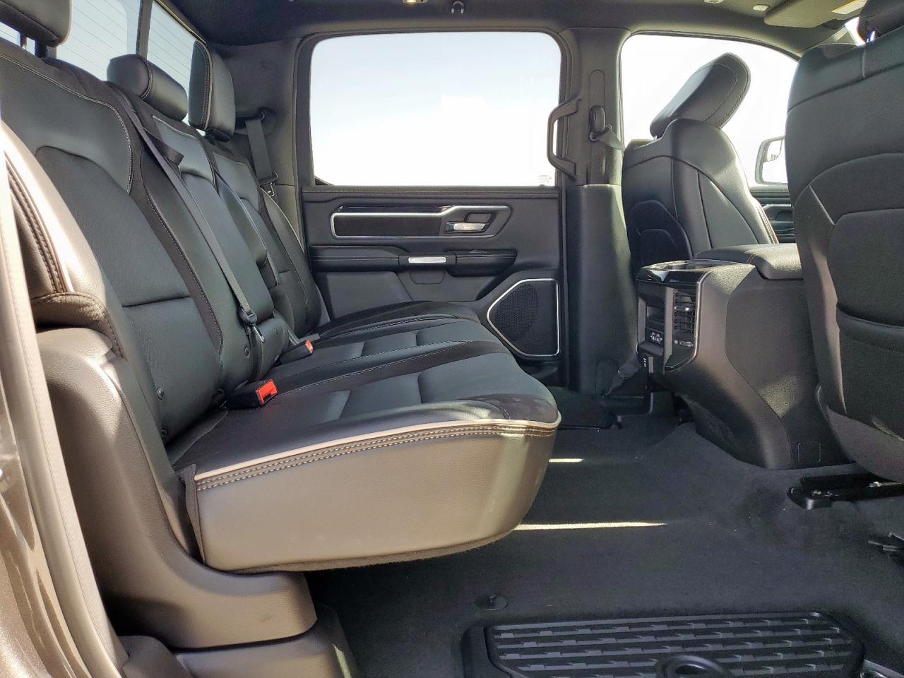 2019 Ram 1500 Laramie VIN: 1C6RREJT6KN894070 Lot: 65338485