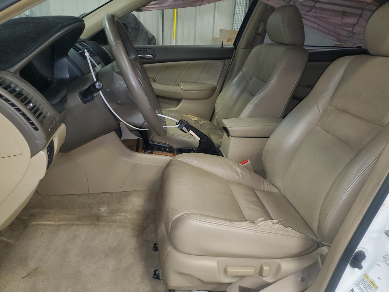 2004 Honda Accord Ex VIN: 1HGCM66524A103526 Lot: 65260095