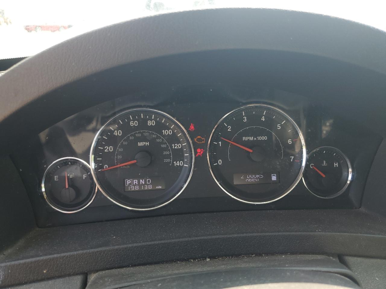 2008 Jeep Grand Cherokee Laredo VIN: 1J8GR48K58C240746 Lot: 64084745