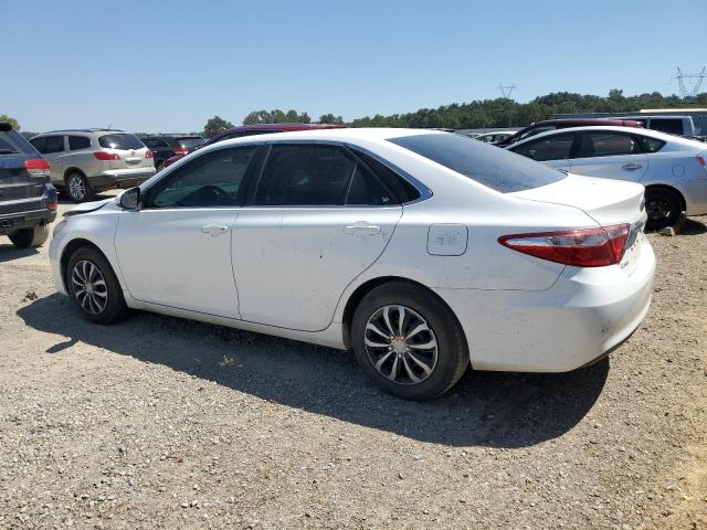  TOYOTA CAMRY 2017 White