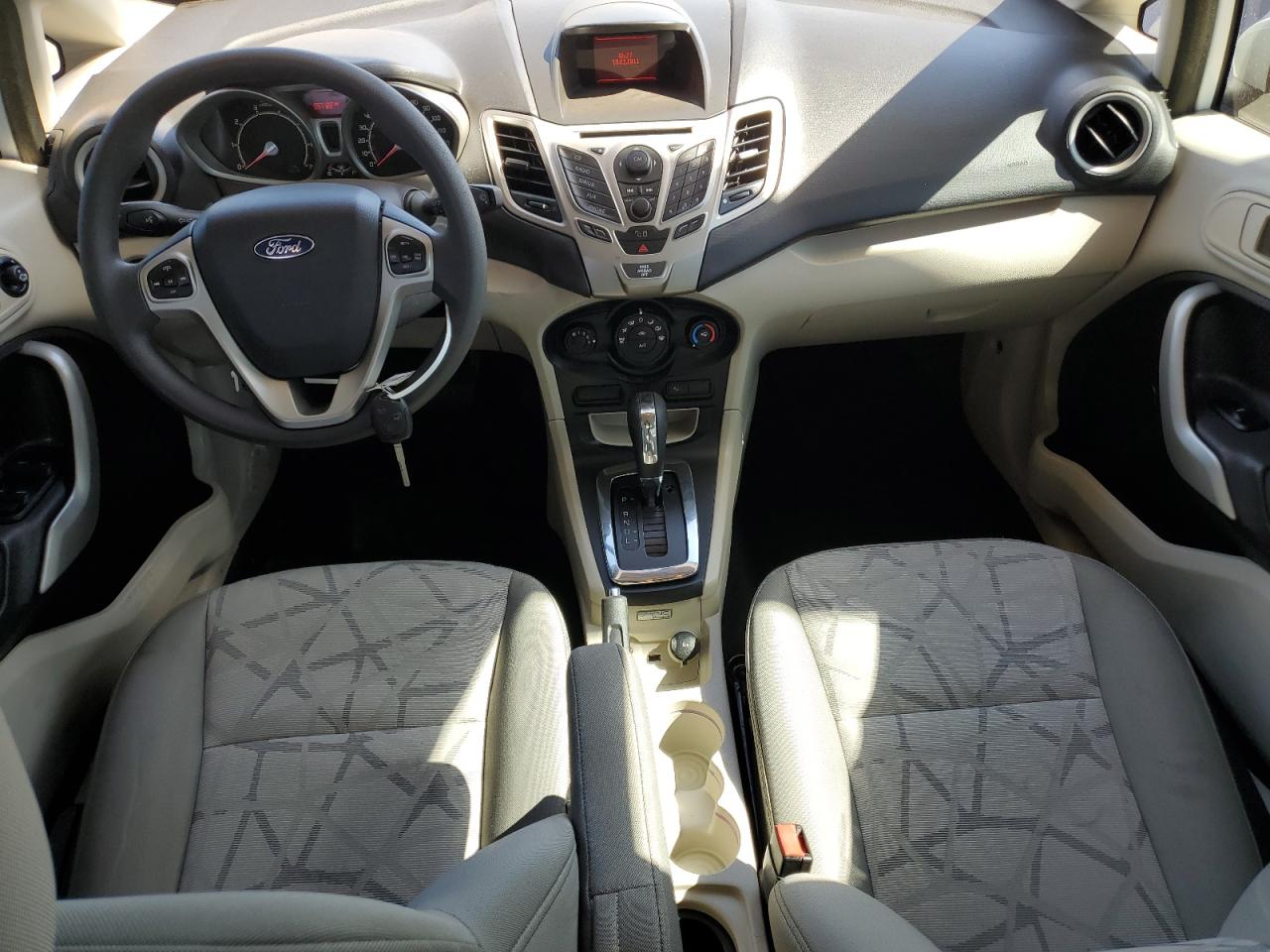 3FADP4BJ3CM126421 2012 Ford Fiesta Se