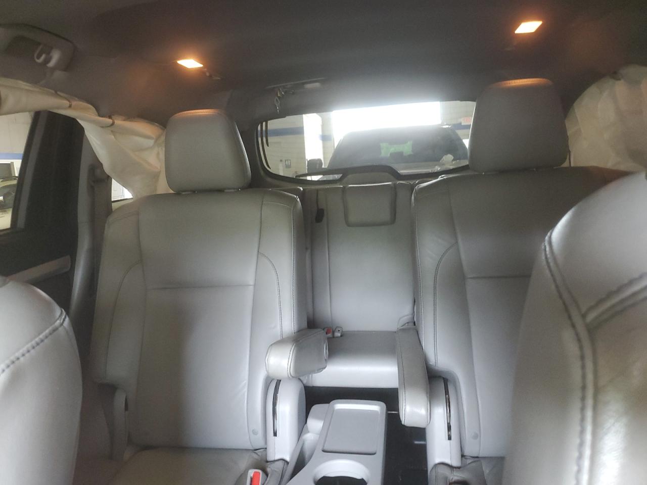 2016 Toyota Highlander Xle VIN: 5TDKKRFH3GS169862 Lot: 65516185