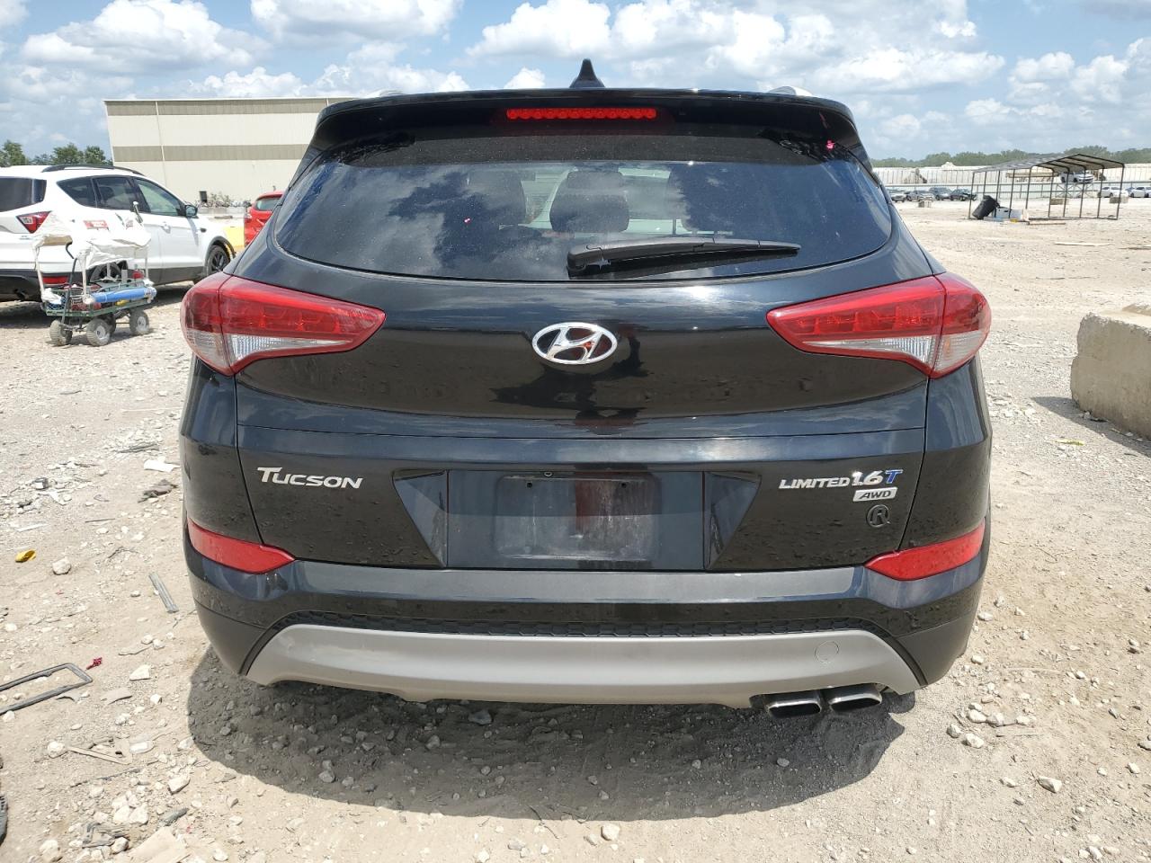 KM8J3CA2XHU582802 2017 Hyundai Tucson Limited