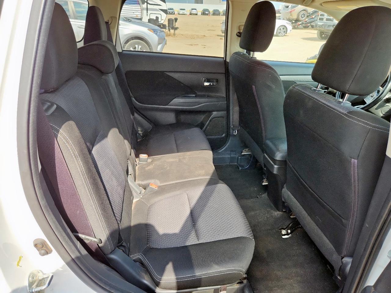 2016 Mitsubishi Outlander Se VIN: JA4AZ3A36GZ010083 Lot: 64254085