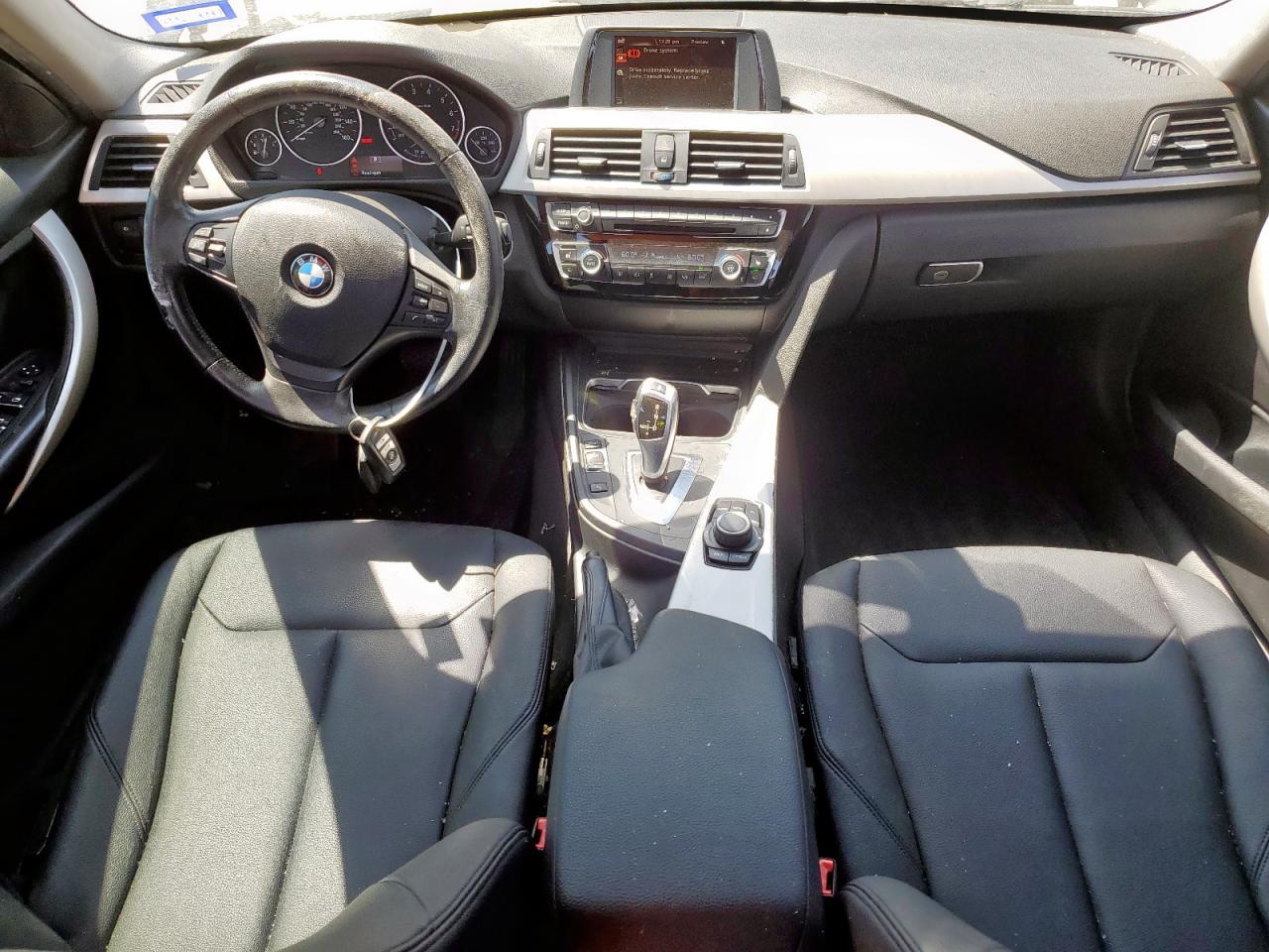 2016 BMW 320 I VIN: WBA8E1G58GNT33827 Lot: 64632295