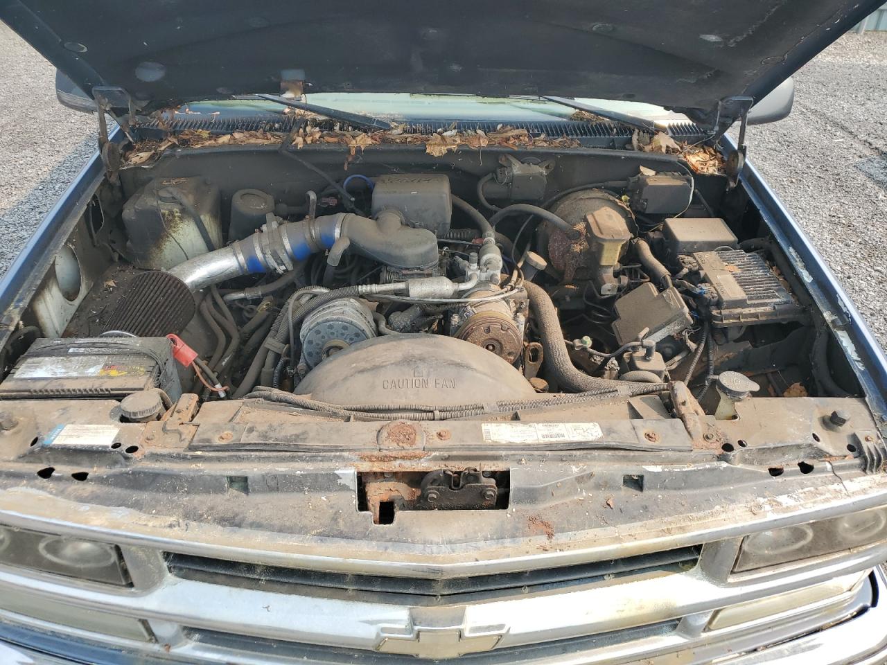1999 Chevrolet Suburban C1500 VIN: 3GNEC16R3XG214017 Lot: 62480375