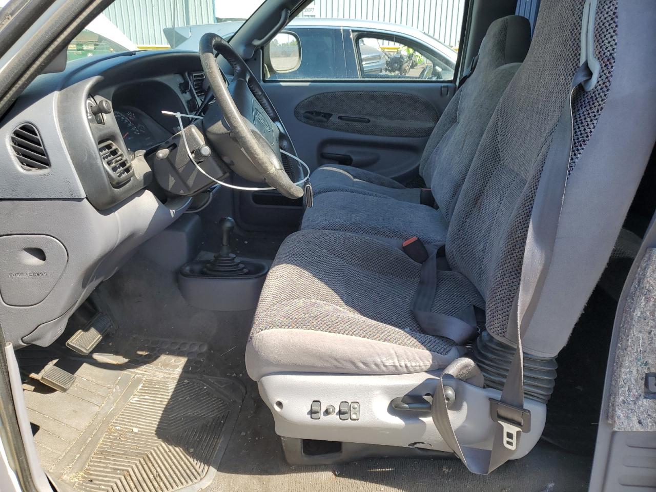 1998 Dodge Ram 1500 VIN: 1B7HF13Z0WJ240511 Lot: 64625055