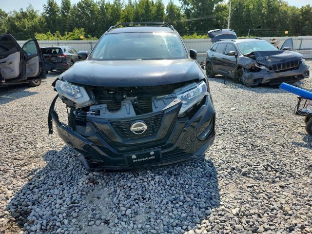  NISSAN ROGUE 2018 Czarny