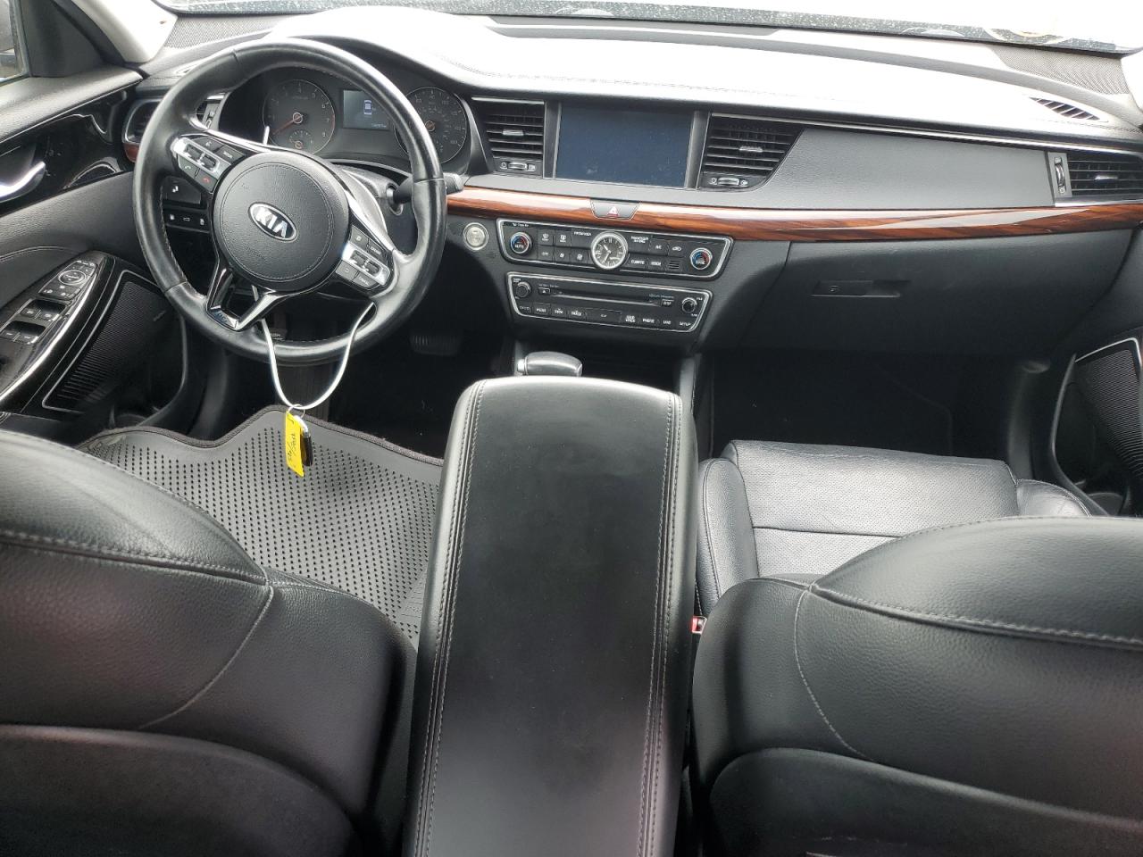 2017 Kia Cadenza Premium VIN: KNALC4J18H5049624 Lot: 62180255