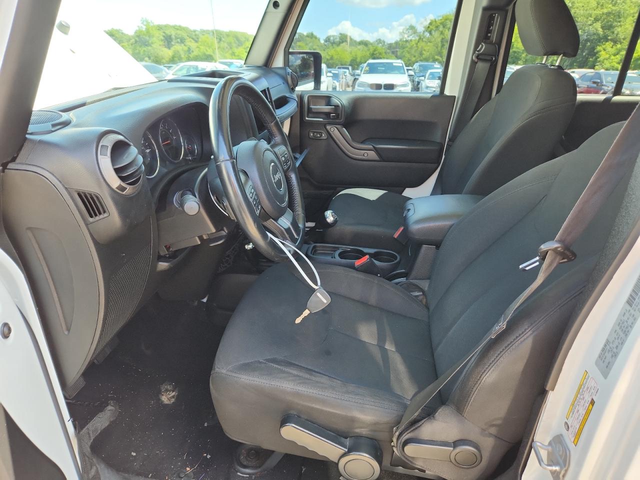 2015 Jeep Wrangler Unlimited Sport VIN: 1C4HJWDGXFL755528 Lot: 64927525