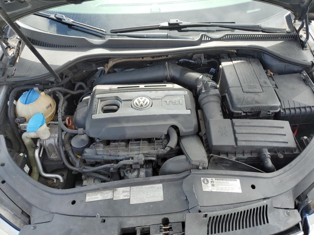 2012 Volkswagen Eos Komfort VIN: WVWBW7AH4CV001812 Lot: 63624145