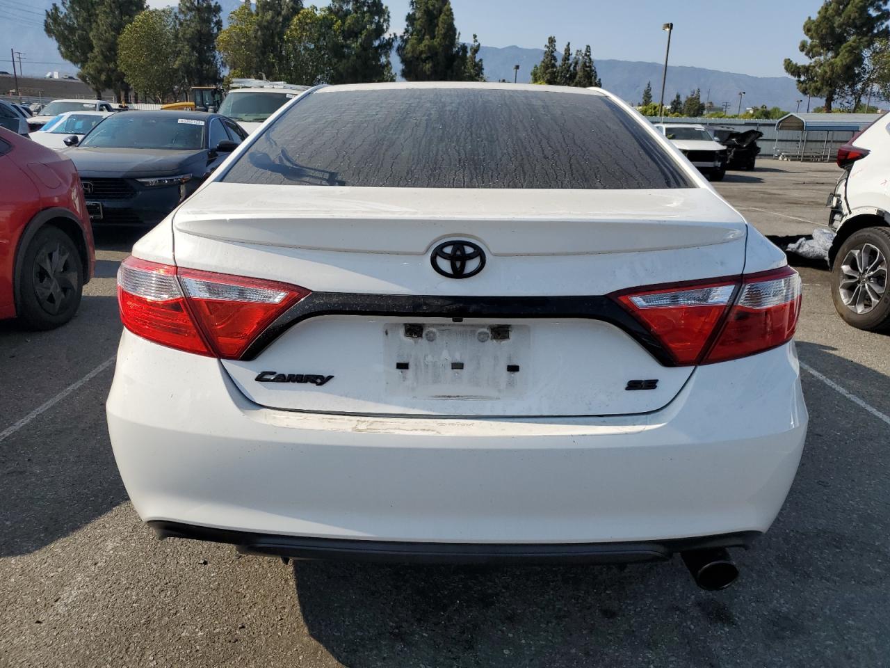 2016 Toyota Camry Le VIN: 4T1BF1FK2GU146999 Lot: 65282195