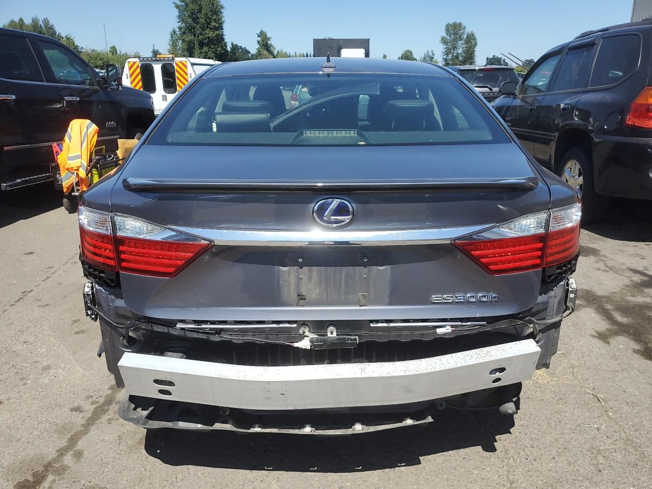 jthbw1gg9d2015783 JTHBW1GG9D2015783 2013 Lexus Es 300H