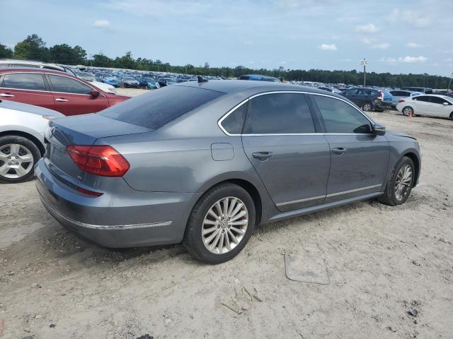  VOLKSWAGEN PASSAT 2016 Gray