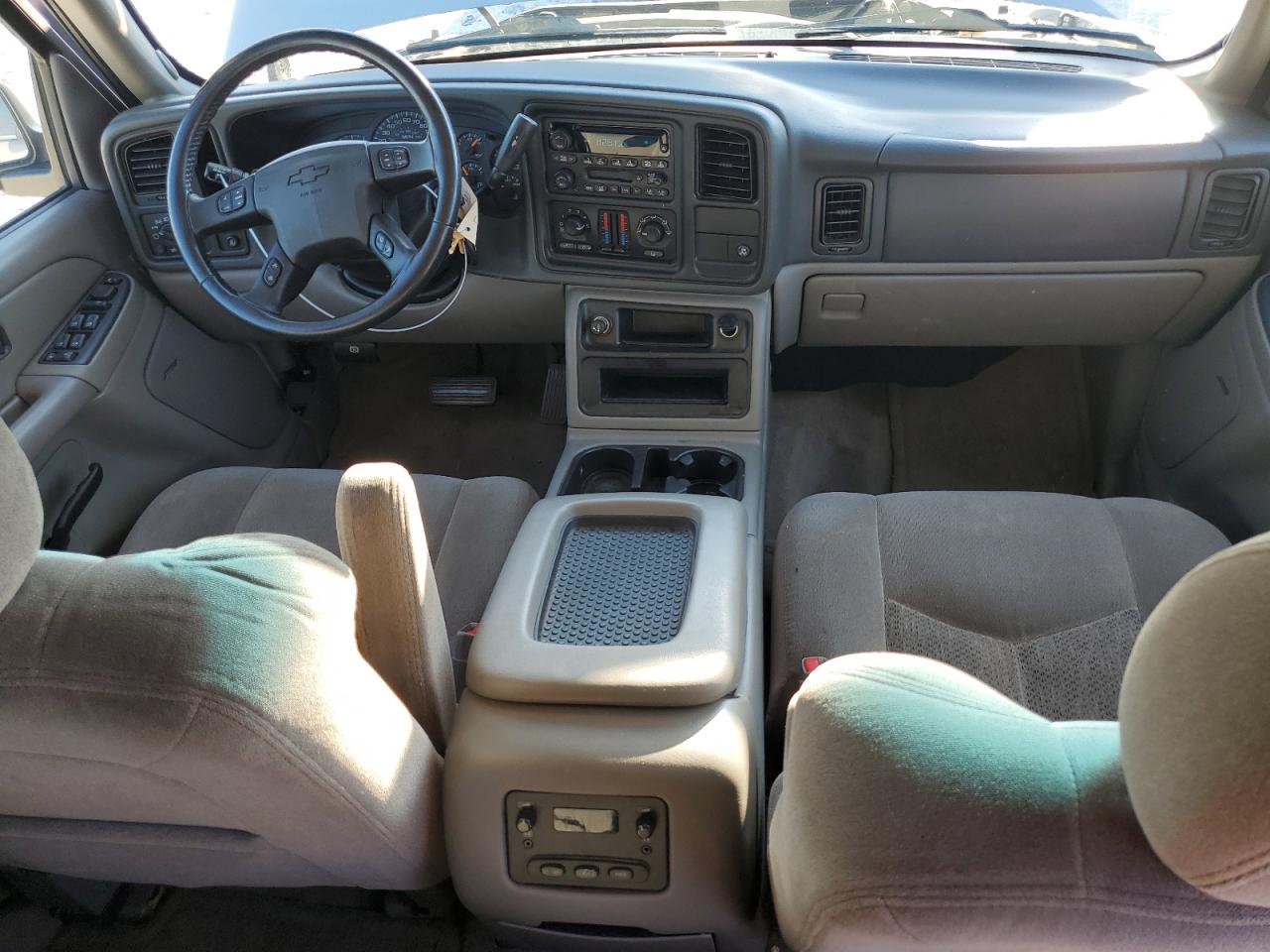 2005 Chevrolet Tahoe C1500 VIN: 1GNEC13T15J232270 Lot: 64440005