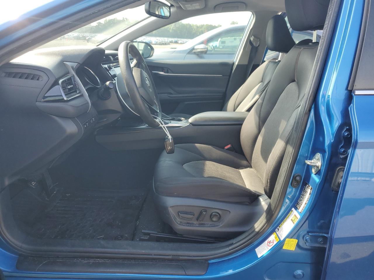 2019 Toyota Camry L VIN: 4T1B11HK2KU193647 Lot: 60679525