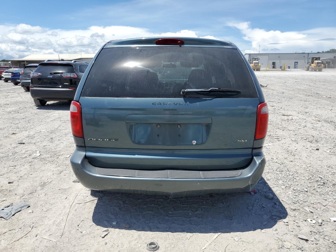 2005 Dodge Caravan Sxt VIN: 1D4GP45R75B321668 Lot: 65255285
