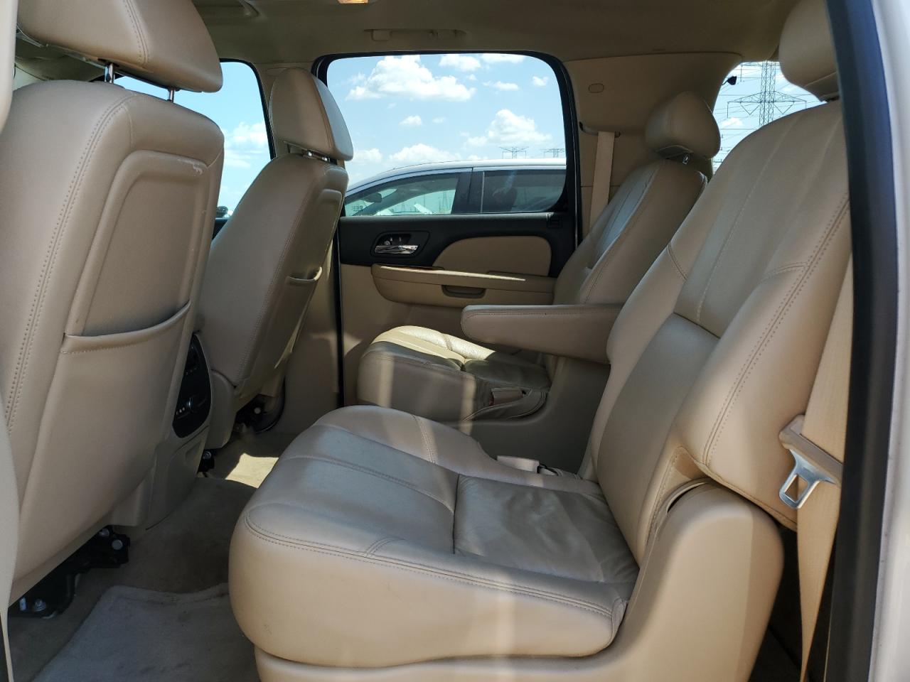 2008 Chevrolet Suburban K1500 Ls VIN: 1GNFK16308J250752 Lot: 62822865