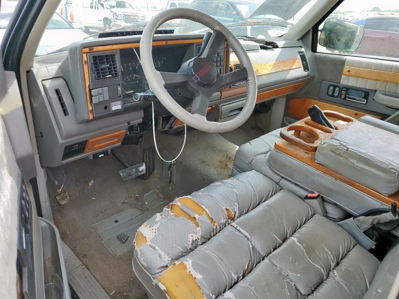1993 Chevrolet Gmt-400 C1500 VIN: 2GCEC19K9P1119932 Lot: 65171245
