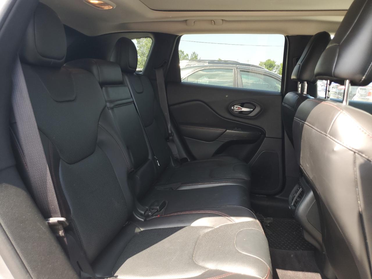 2016 Jeep Cherokee Trailhawk VIN: 1C4PJMBS4GW353088 Lot: 62275145